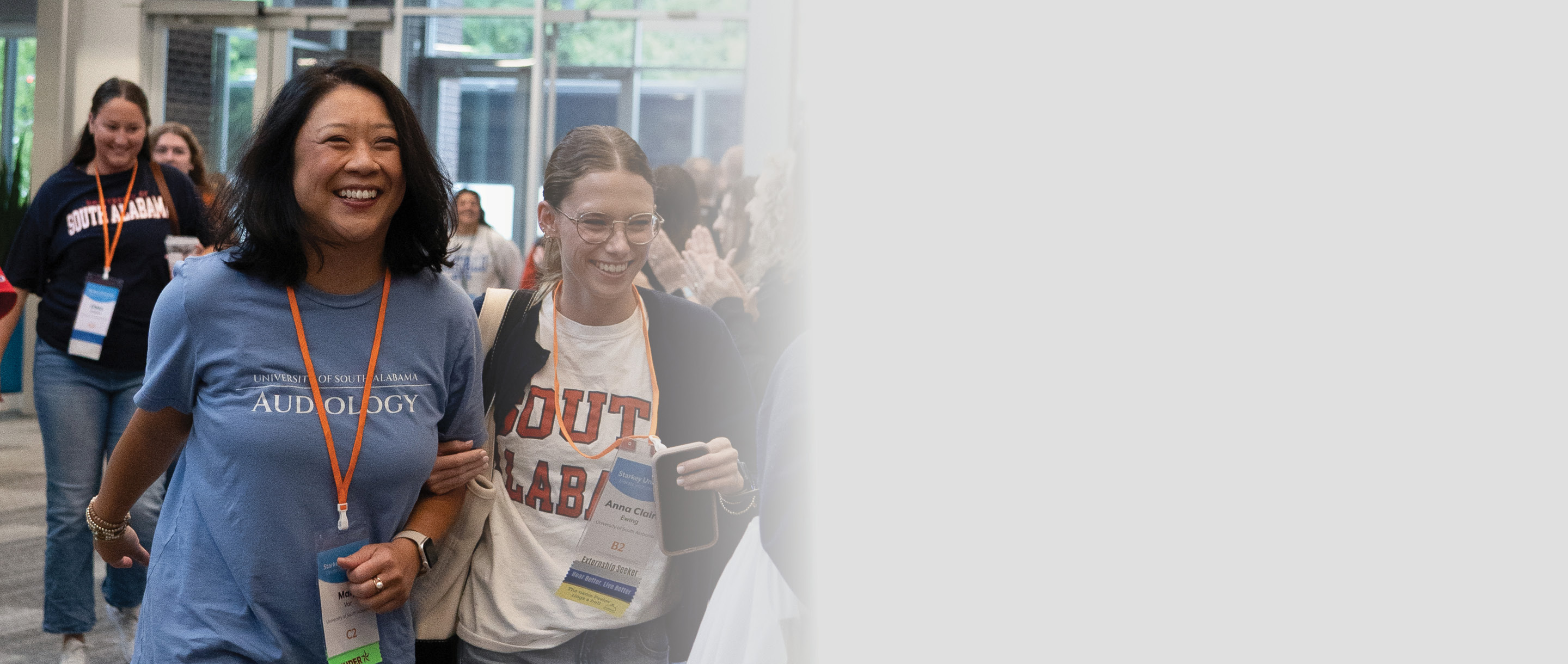 Starkey U students walking into Starkey.